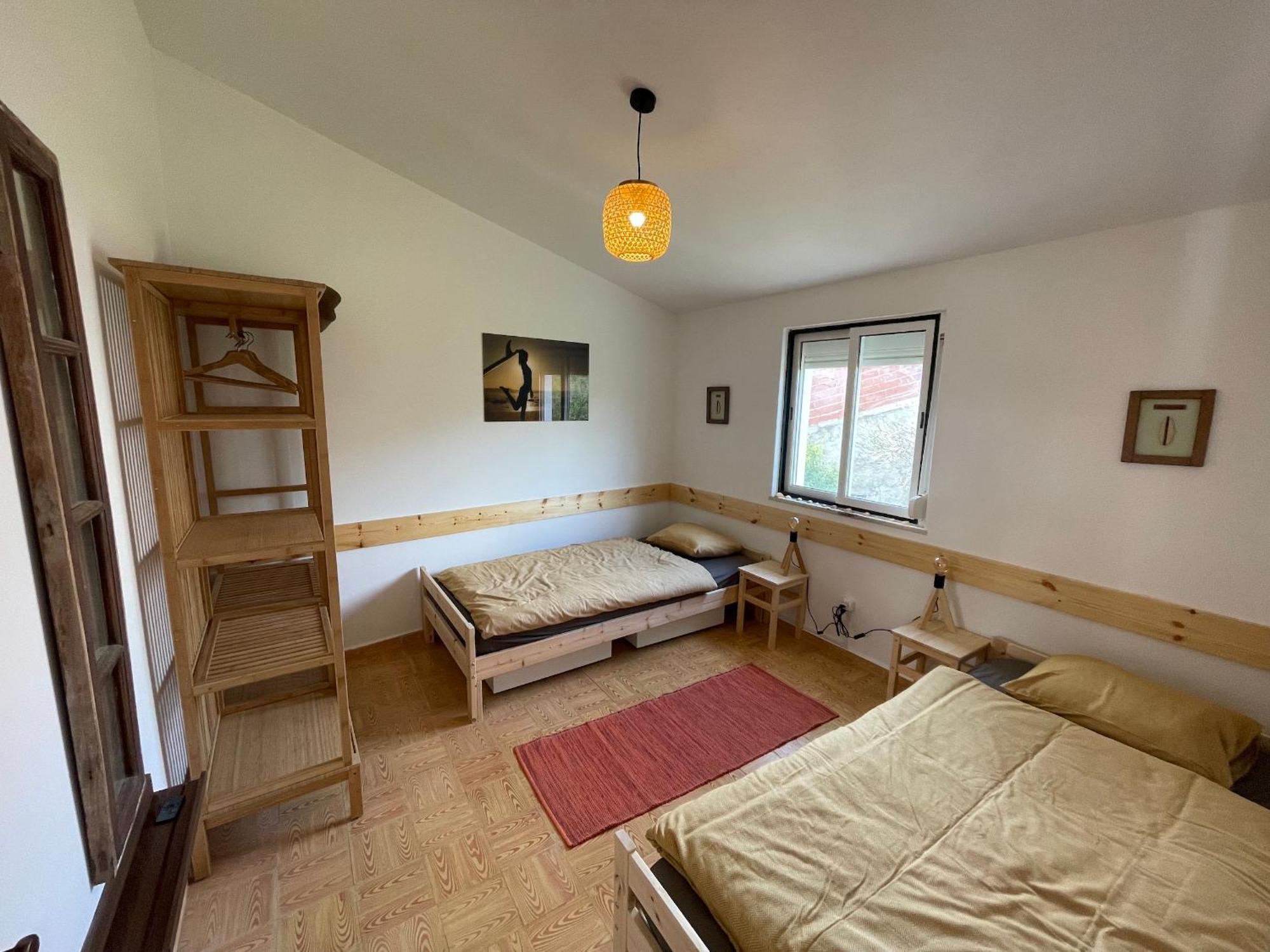 Little Hikers Hostel Raposeira  Eksteriør billede